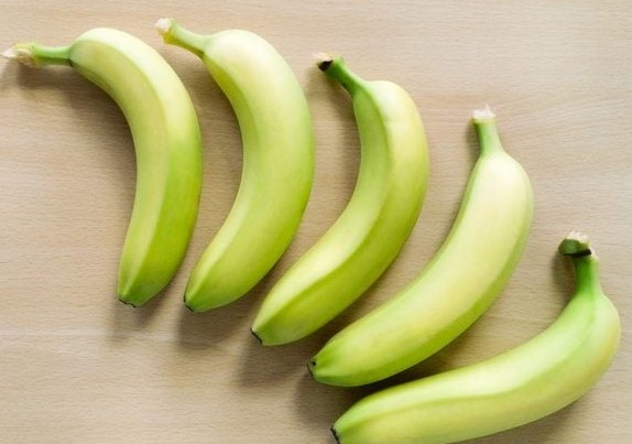 Fresh Green Banana Big 400g